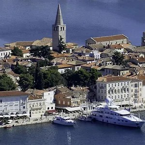 Mladenka , Porec Croazia